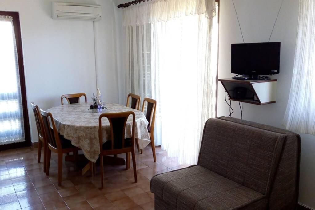 Apartment Zdenka Raša Extérieur photo